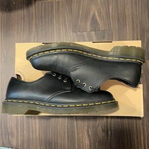 Dr.Martens Vegan *Does Not Come With Original Box*